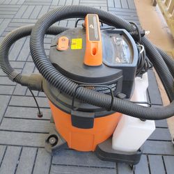Wet and dry vacuum