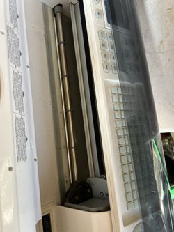 Cricut Expression Cutting Machine Model CREX001 