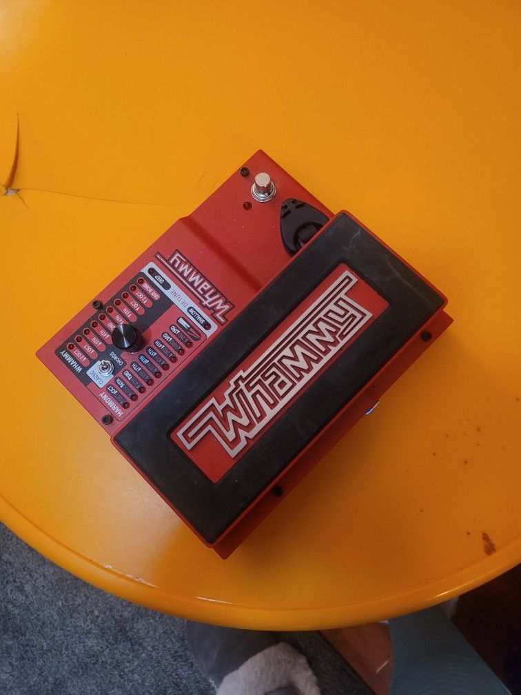 Digitech Whammy 5 5th Generation Pitch Shifting Harmonizing Guitar Effect Pedal
