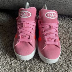 Shoes Adidas Campus 00s Size 6