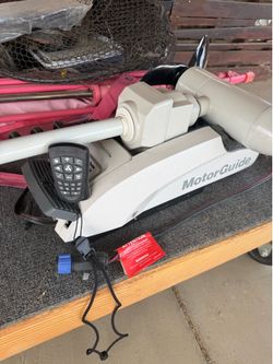 Motorguide xi3 kayak saltwater with 12v 100ah battery