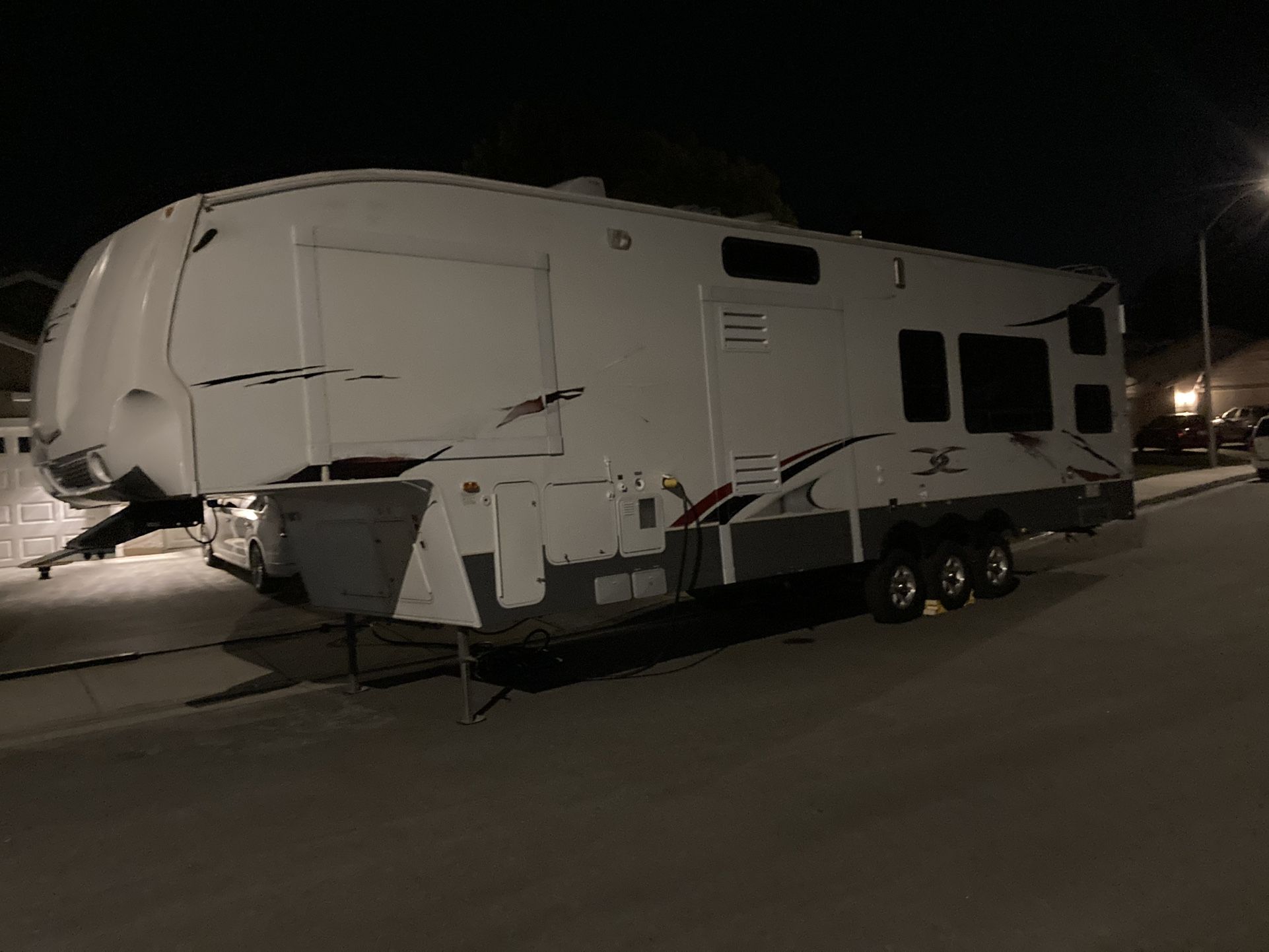 2008 Keystone Fuzion 382