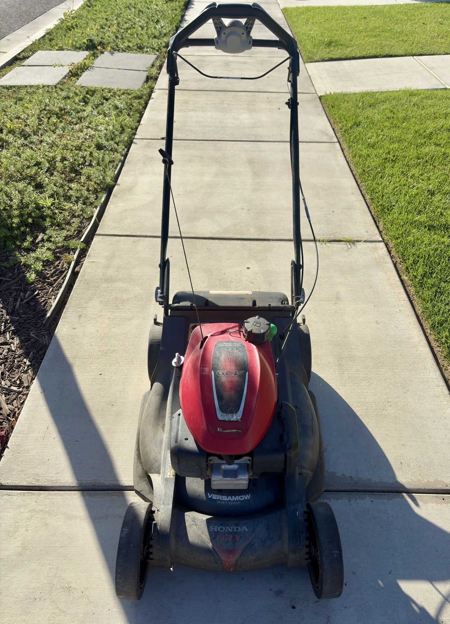 Honda HRX217 Self Propelled Lawn Mower – Runs Great – $300 (Turlock)