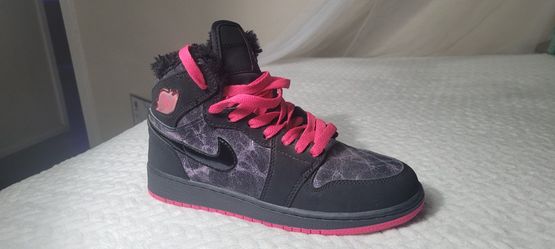 Retro Air Jordans. $75 ob0