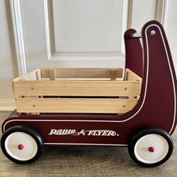 Radio Flyer Classic Walker Wagon 