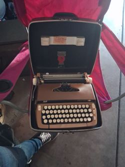 Smith Corona Sterling