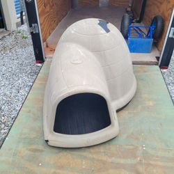 Indigo Petmate Large Igloo 