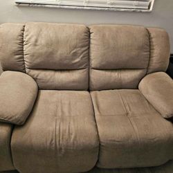  Electric Recliner 