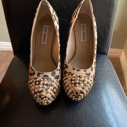 Steve Madden Heels With Gold Studded Toe