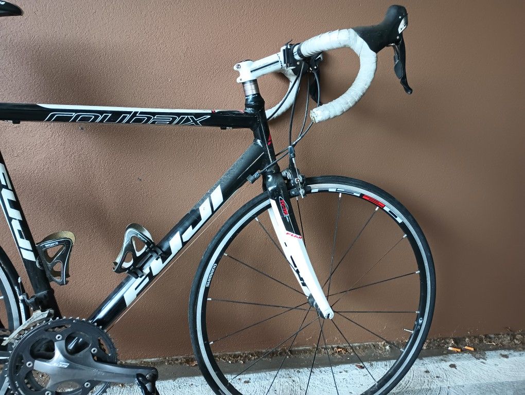 Fuji Roubaix 1.0 2011 for Sale in Santa Rosa CA OfferUp