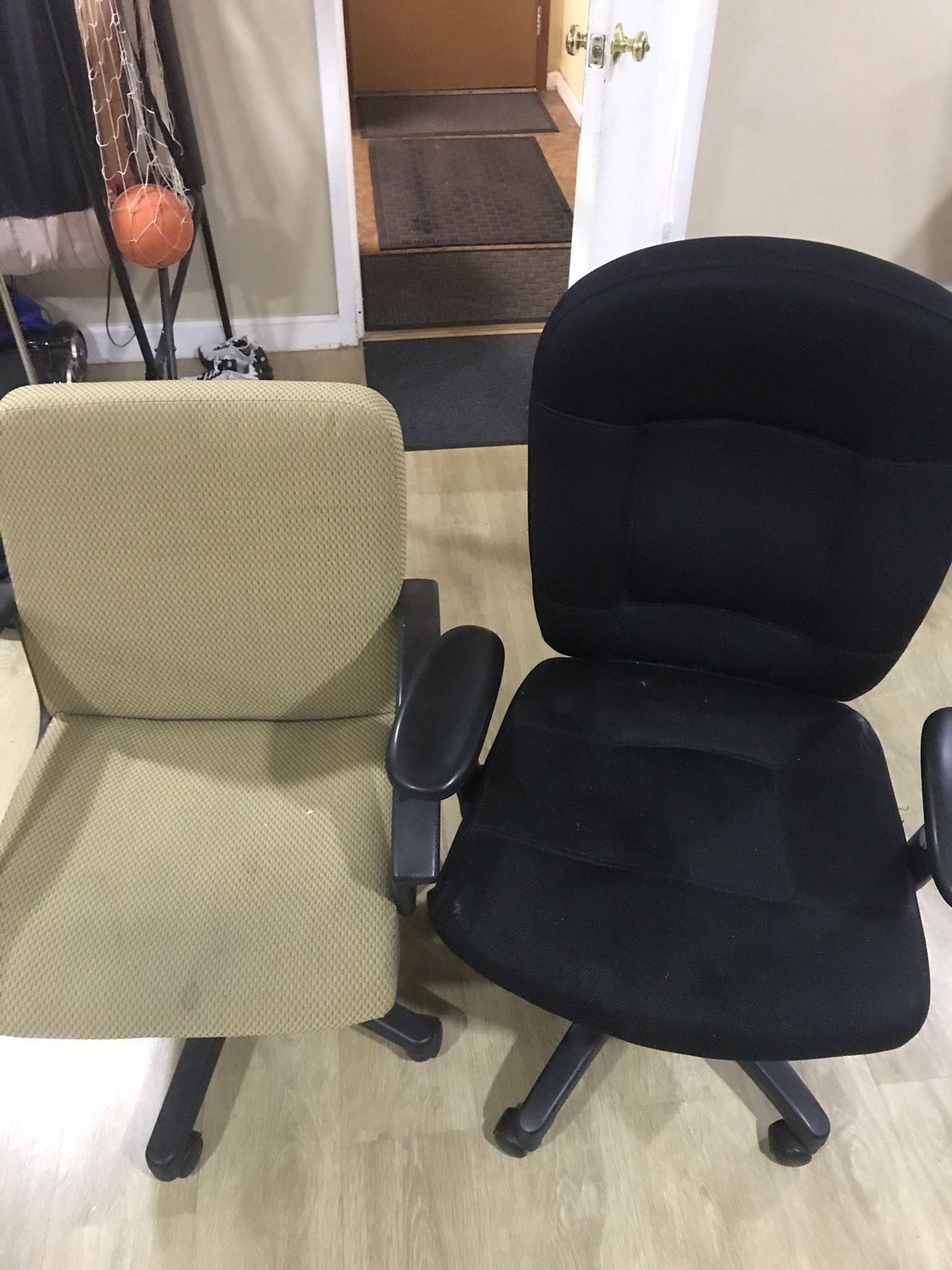 2 office chairs