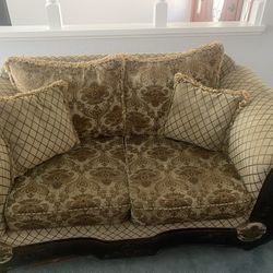 Sofas And Tables 