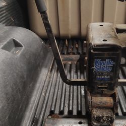 Reese 16k  Hitch.  Used 5 Times.  Perfect Condition.  Kept Inside..