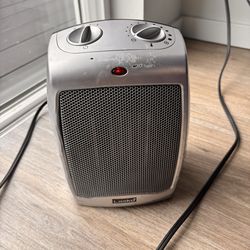 Lasko Space Heater + Fan | Auto Shut‑Off | Works Perfectly