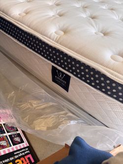 WinkBed, King Mattress Firmness: Luxury Firm Retails for $1,999