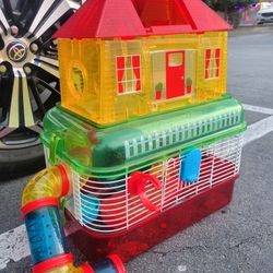 All Living Things Tiny Tales Comfy House Pet Habitat. for Sale in Whittier CA OfferUp