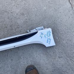 2020-2024 Toyota Corolla Right Rocker Molding 