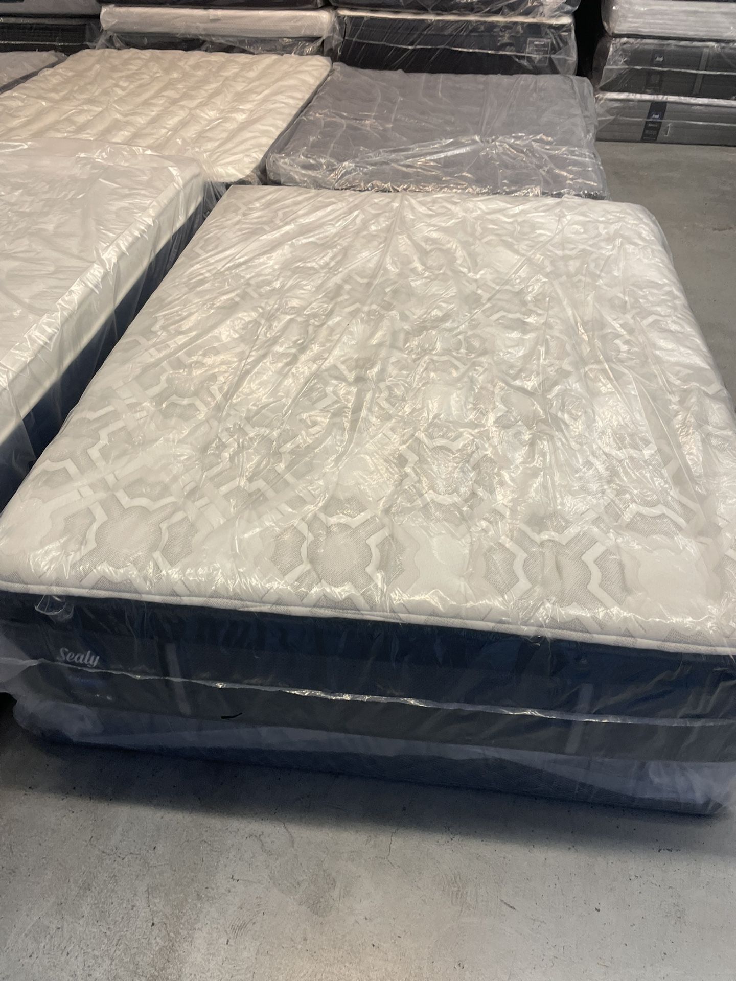 King Sealy Pillow Top Mattress