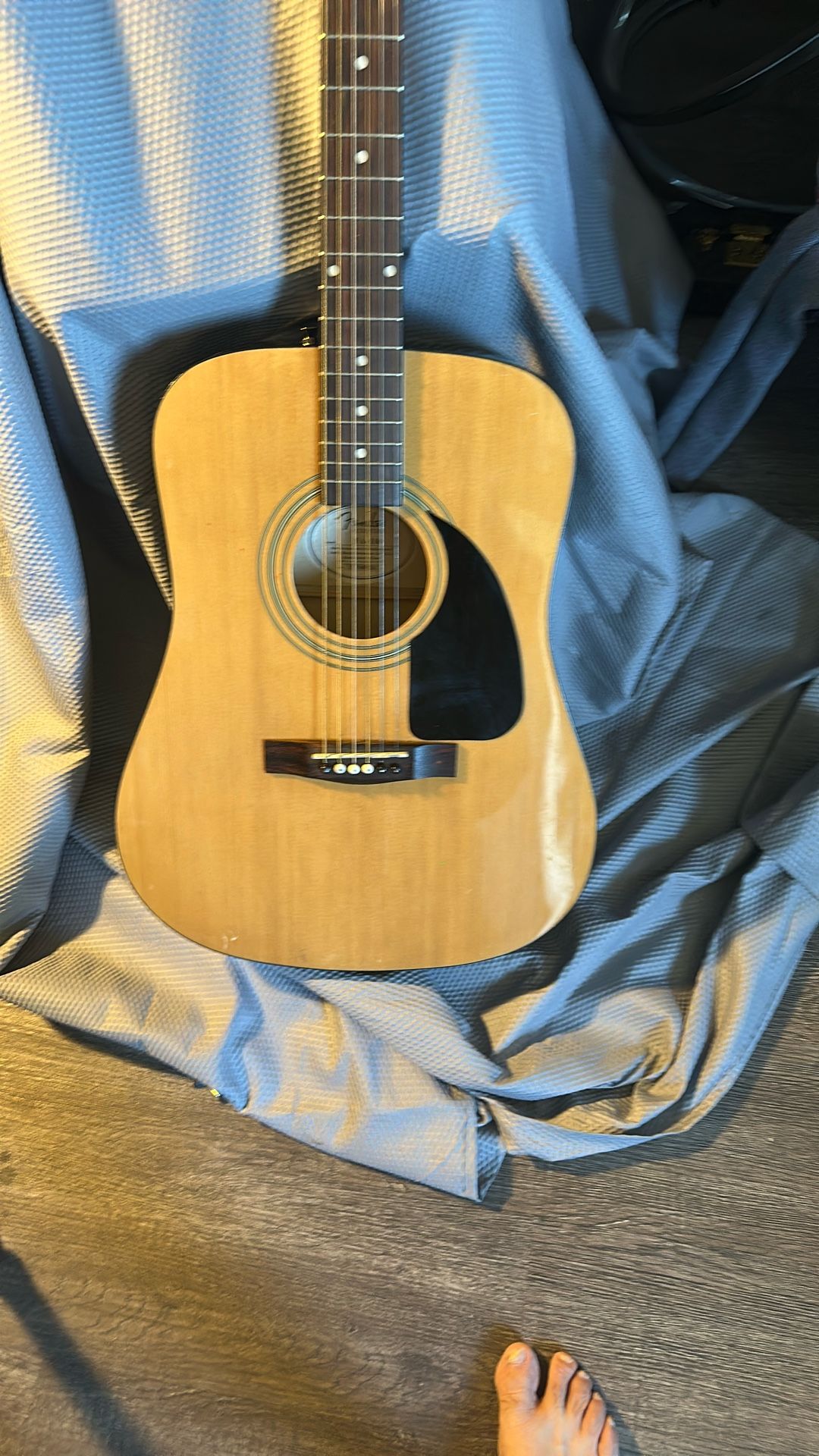 Fender FA-100 Acoustic Guitar