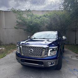 2016 Nissan Titan XD Crew Cab