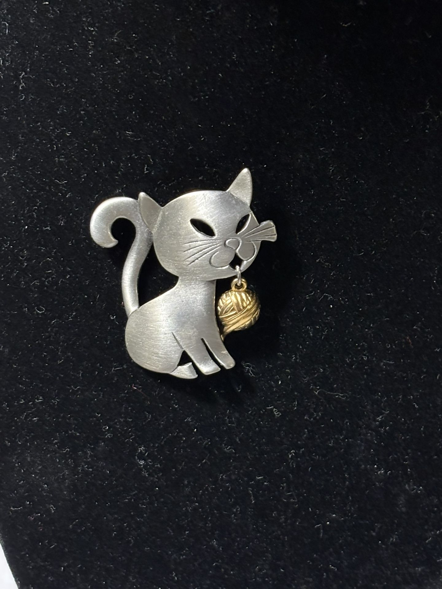 Cat Pin