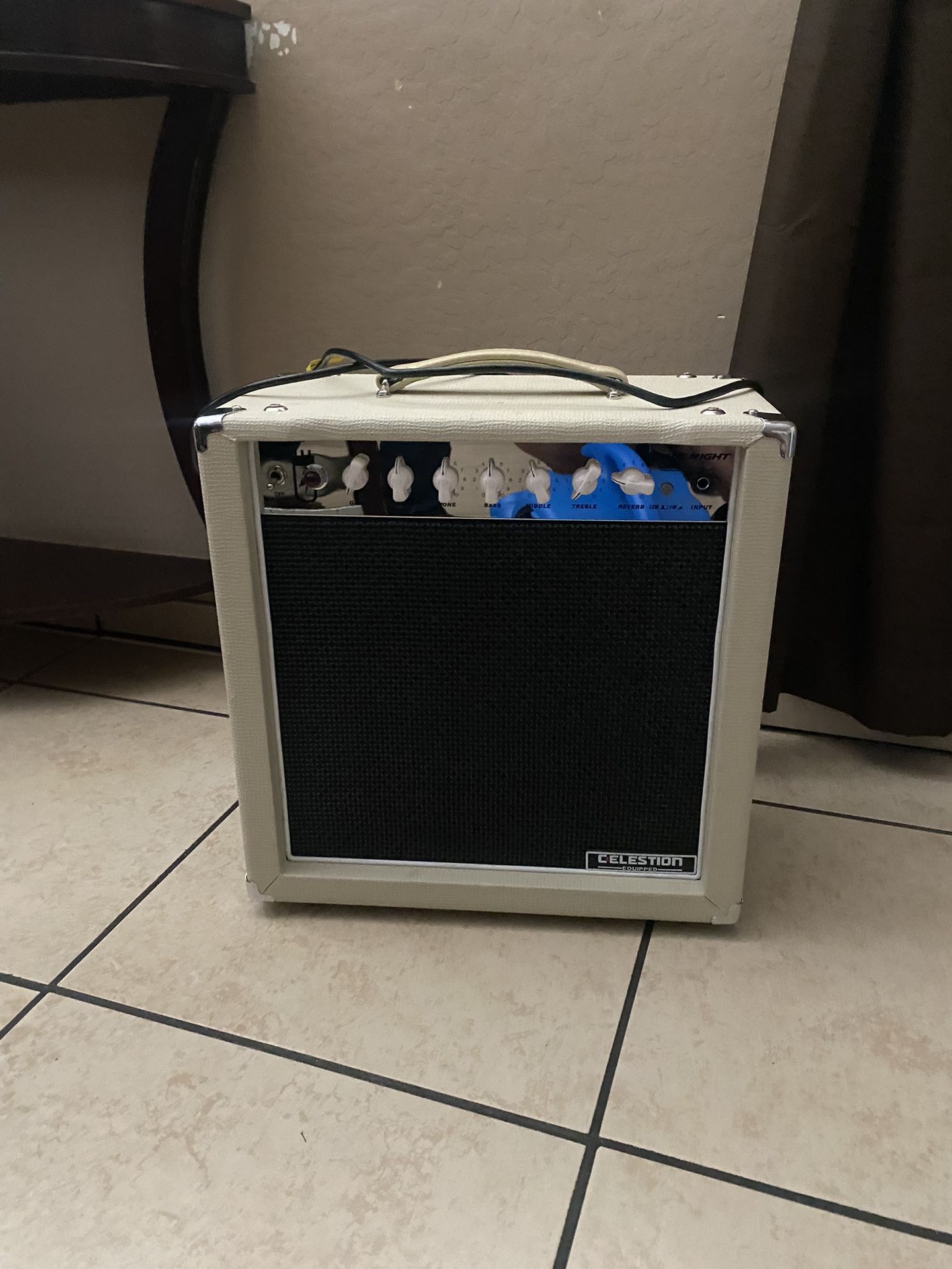 15 Watt 1x12 Guitar Combo Tube Amplifier With Celeston Speaker & Spring Reverb