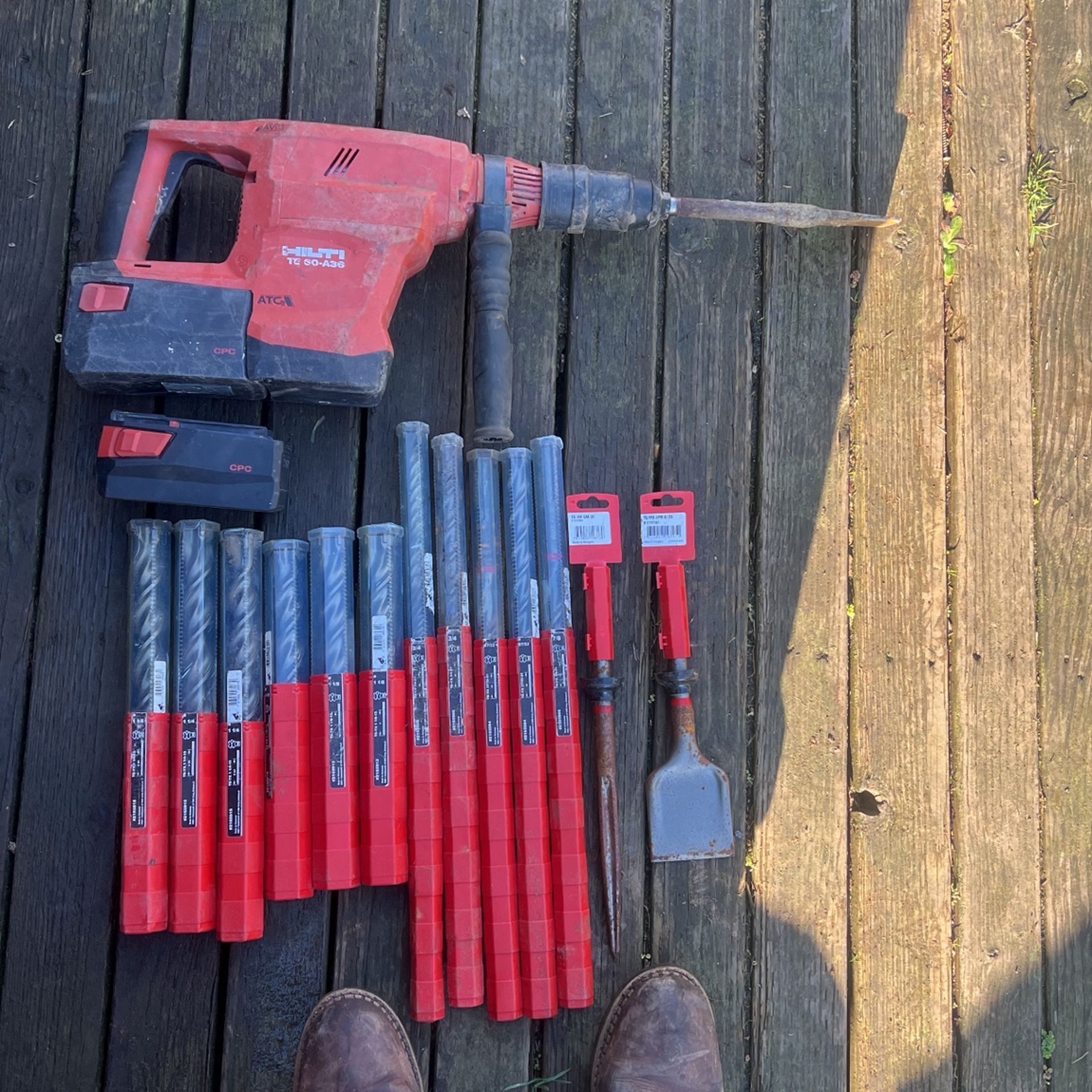 Hilti Roto Hammer 