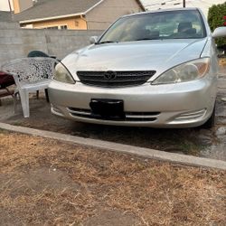2002 Toyota Camry LE – Mechanic Special – \$2,100 OBO