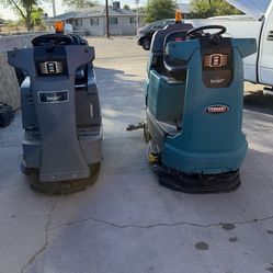 Floor scrubber ride on Tennant