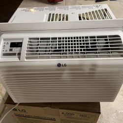 2 Window Air Conditioning Units