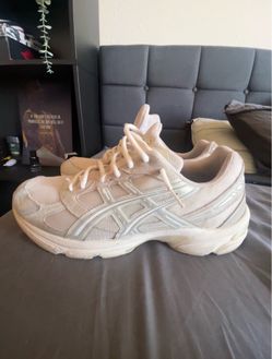 Ascics