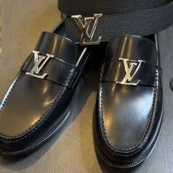 LV Shoes & Belt 