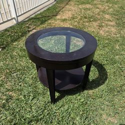 Table stand with glass