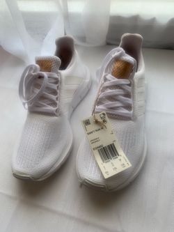 Adidas Swift Run size 6 1/2