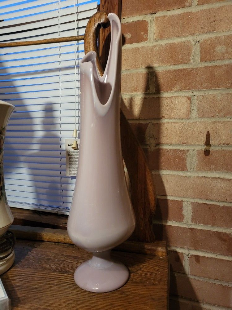 Vintage Rare Color Lilac L.E Smith Glass Swung Vase Mid Century Modern MCM Retro