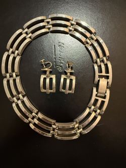 Vintage Metal Necklace And Earrings Set