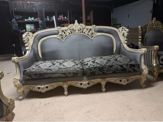 Royal Baroque heavy duty 3-Piece Throne Sofa Set 👑  Ready for pickup in Metairie !