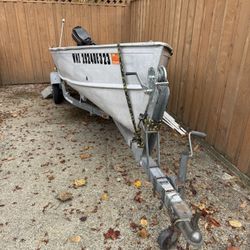 14 ft Aluminum Boat With 15 Hp Motor