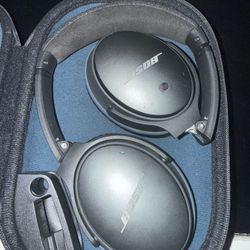 Bose Wired Quite Comfort Headphones