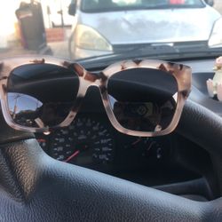 DIFF  Brand Sunglasses.