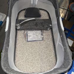 Baby Bassinet And Rocker 