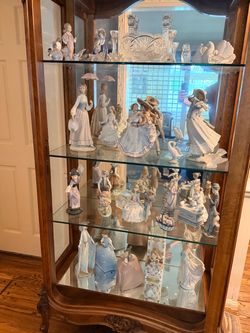 Selling retired vintage lladro