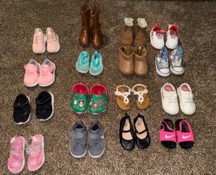 Baby girl shoes size5c ask for prices