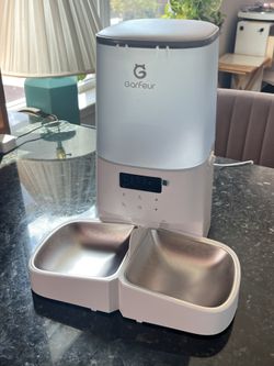 Garfeur Automatic Dual Cat Feeders, Pet Food Dispenser