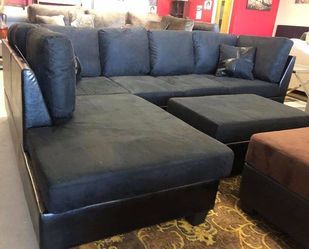 Brand new sectional sofa with free ottoman