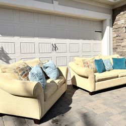 Beautiful Summer Sofas Set 