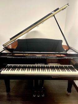Excellent Condition 1999 Kawai RX2 Grand Piano