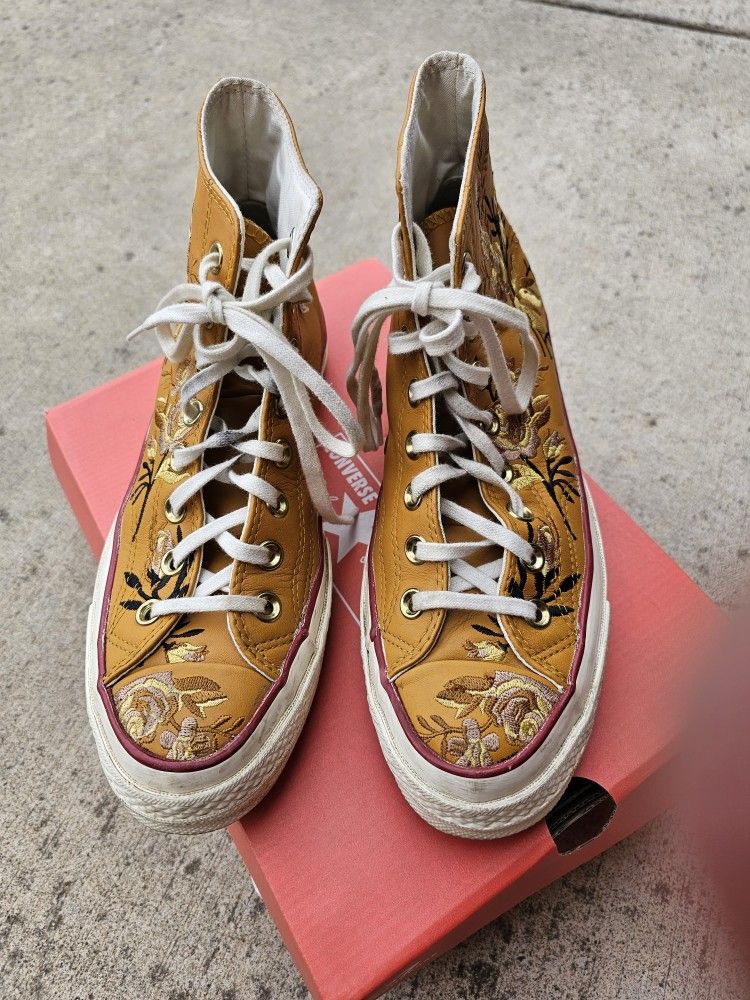 Womens Converse Chuck 70 High Sneakers Parkway Floral Embroidery