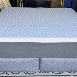 Sealy King Size Mattress and Boxspring
