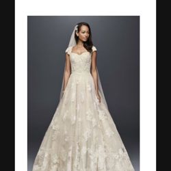 New David’s Bridal Wedding Dress 